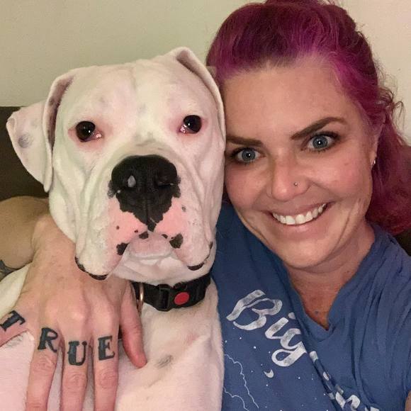 Meet your Posher, Lindsay - Picture 2 of 4